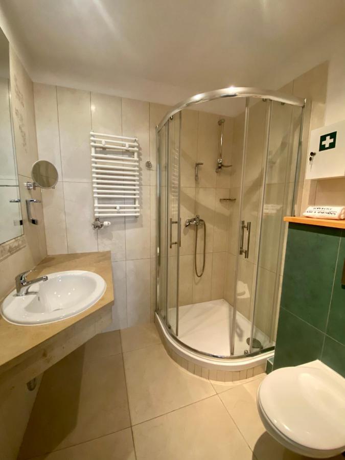 Old Town Gertrudy Apartment - Topolove Rooms & Apartments Krakow Bagian luar foto